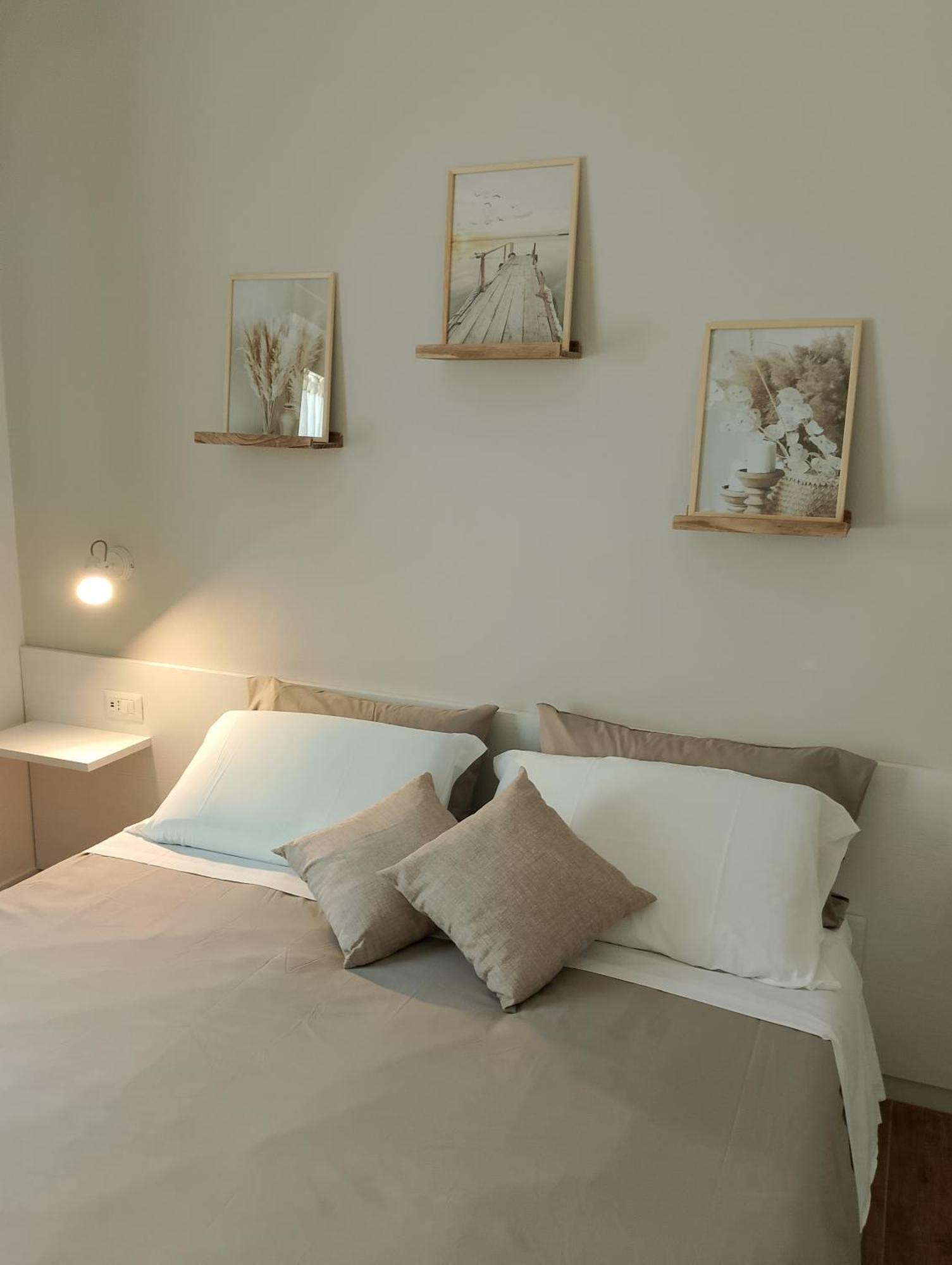 Mavi Rooms San Gavino Monreale Bagian luar foto