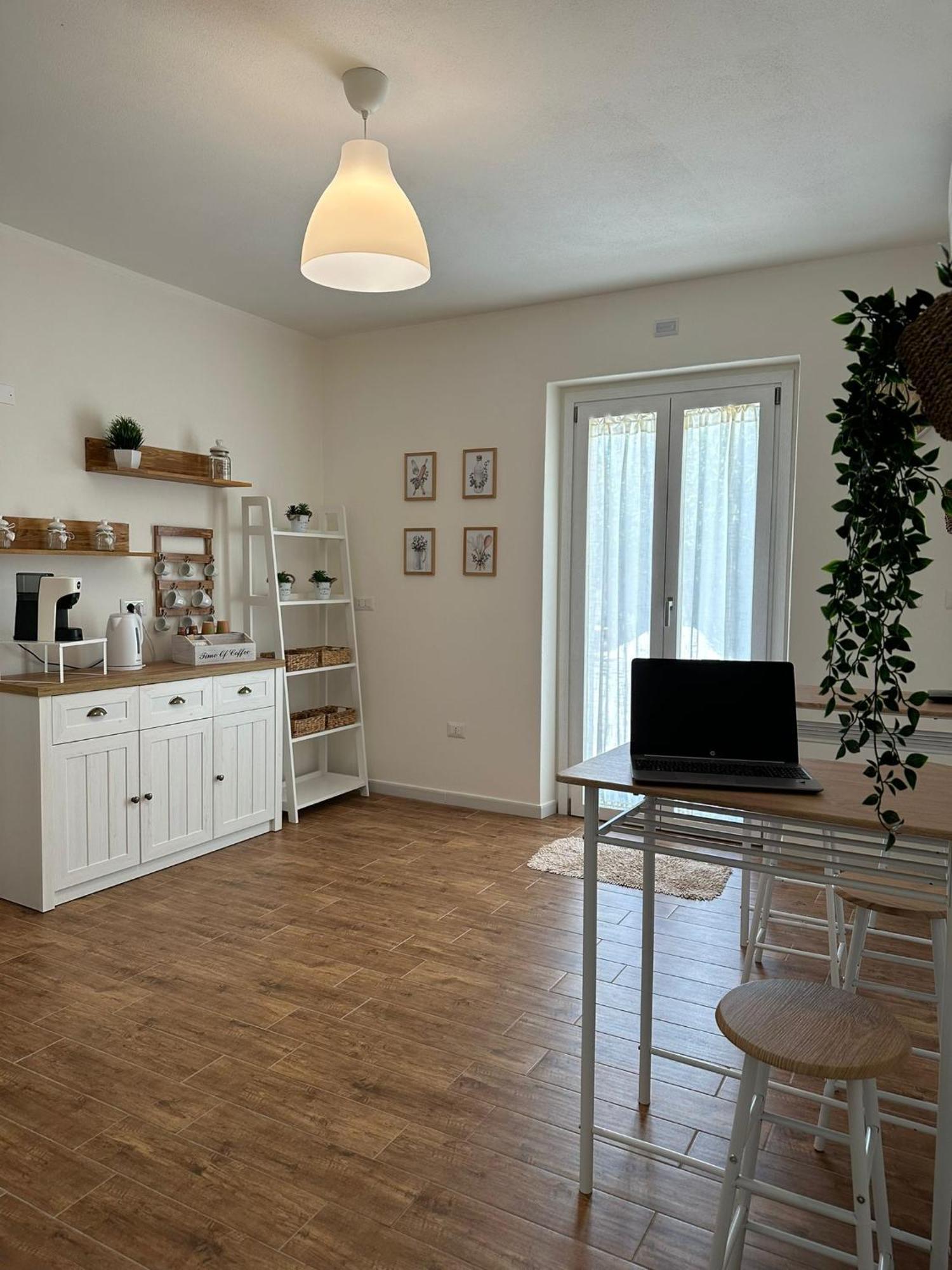 Mavi Rooms San Gavino Monreale Bagian luar foto